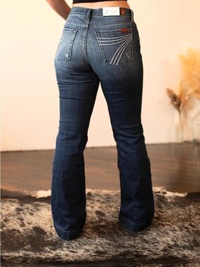 7 For All Mankind Dark Blue Flare Jeans with Contrast Pocket Stitching